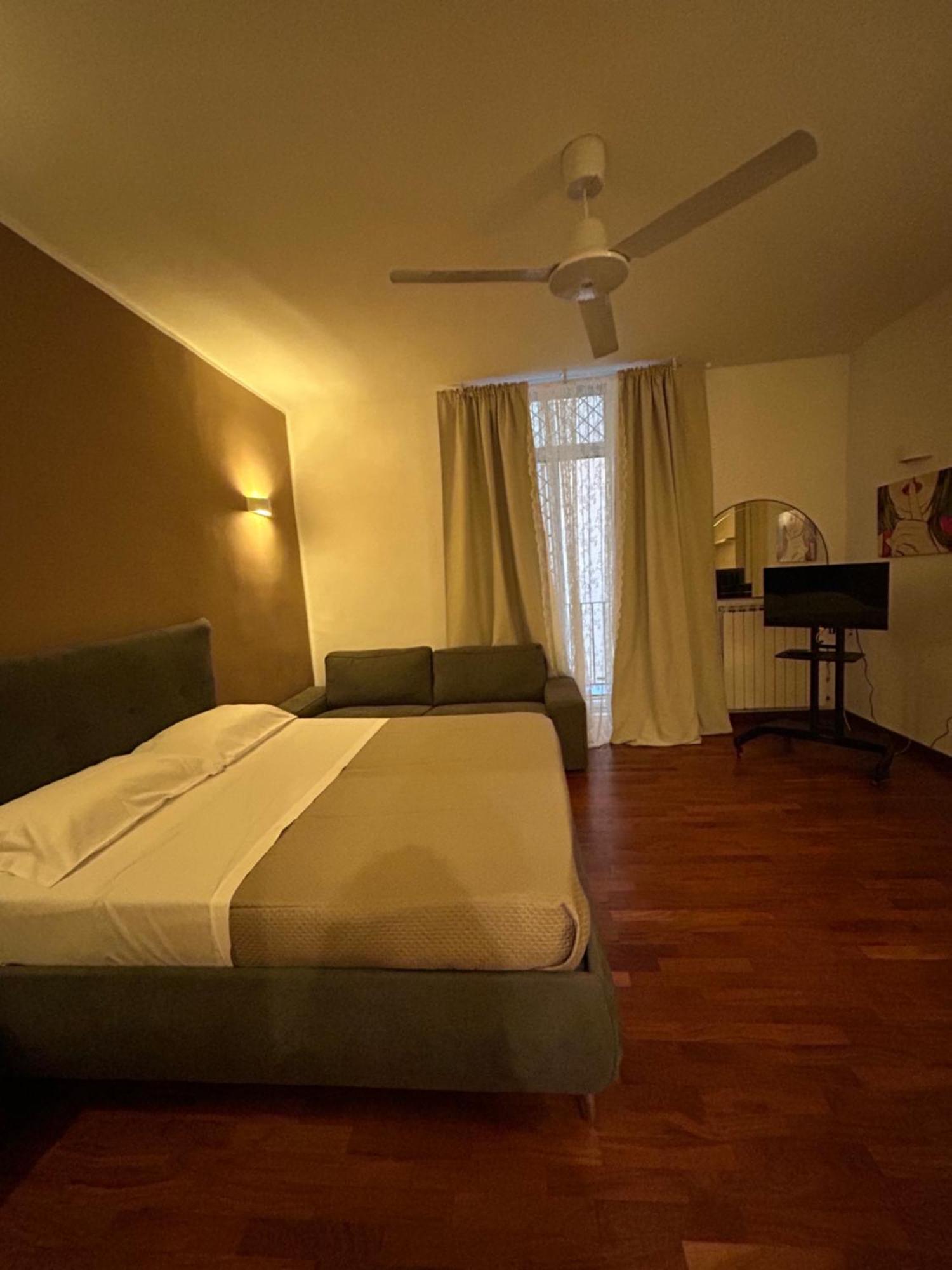 Anni Apartment Chiaia Наполи Екстериор снимка