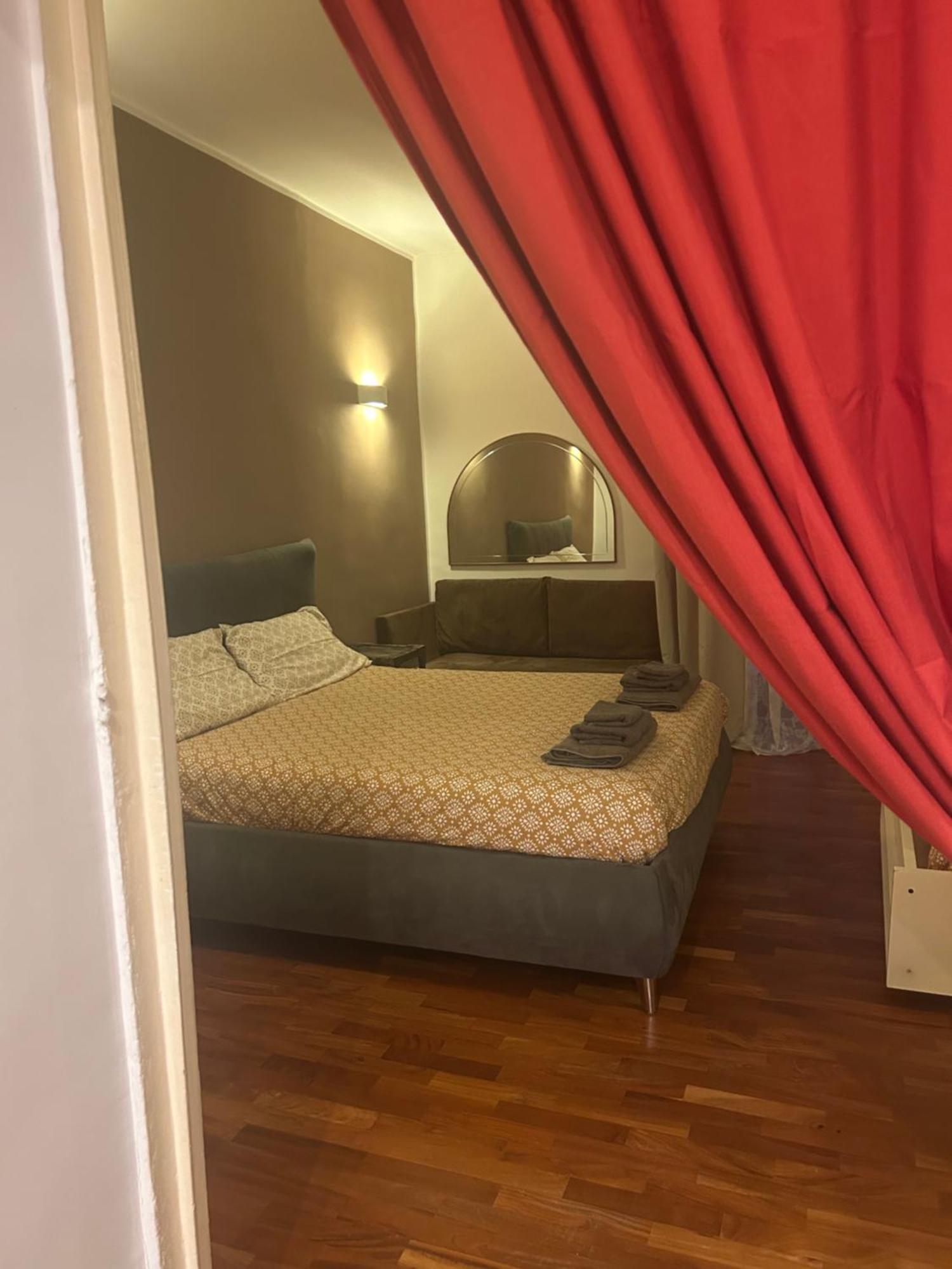 Anni Apartment Chiaia Наполи Екстериор снимка